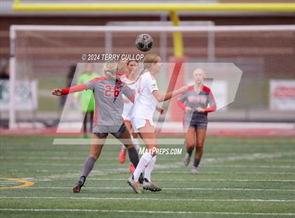 Thumbnail 3 in Skyridge vs. Mountain Ridge (UHSAA 6A Quarterfinal) photogallery.