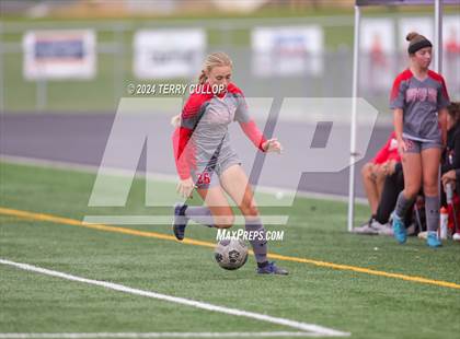 Thumbnail 1 in Skyridge vs. Mountain Ridge (UHSAA 6A Quarterfinal) photogallery.