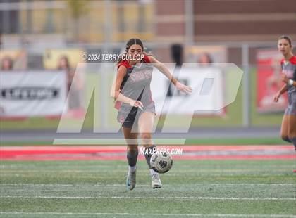 Thumbnail 1 in Skyridge vs. Mountain Ridge (UHSAA 6A Quarterfinal) photogallery.