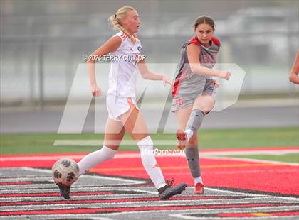 Thumbnail 1 in Skyridge vs. Mountain Ridge (UHSAA 6A Quarterfinal) photogallery.