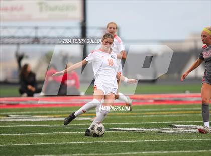 Thumbnail 3 in Skyridge vs. Mountain Ridge (UHSAA 6A Quarterfinal) photogallery.