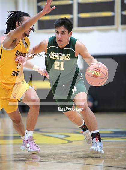 Thumbnail 3 in Montville @ Hanover Park photogallery.
