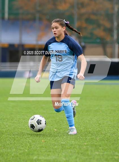 Thumbnail 2 in St. Mary's vs. St. Anthony's (NYS Catholic Championship) photogallery.