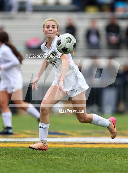 Thumbnail 1 in St. Mary's vs. St. Anthony's (NYS Catholic Championship) photogallery.