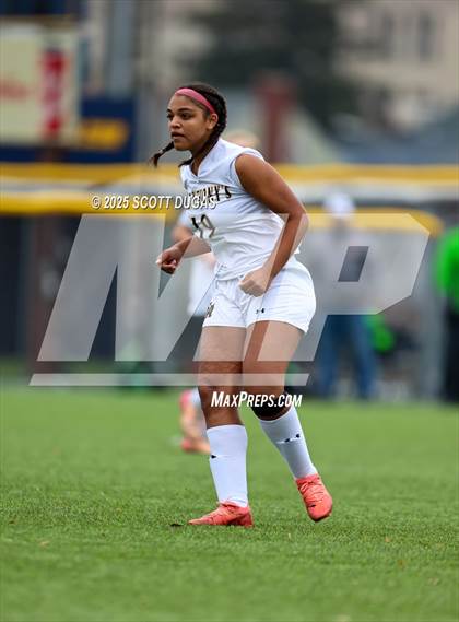 Thumbnail 1 in St. Mary's vs. St. Anthony's (NYS Catholic Championship) photogallery.