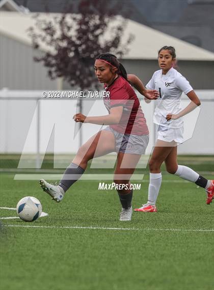 Thumbnail 3 in Vallivue vs Canyon View (IHSAA 4A State Playoff) photogallery.