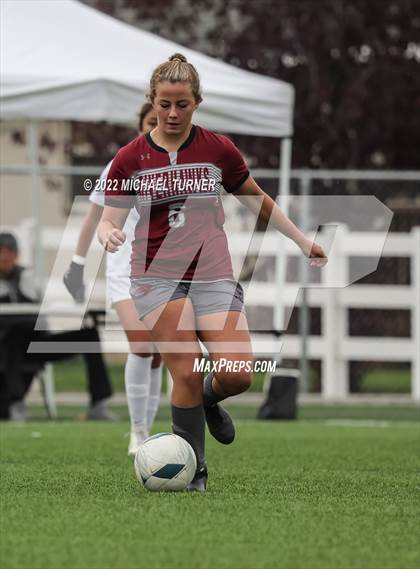 Thumbnail 1 in Vallivue vs Canyon View (IHSAA 4A State Playoff) photogallery.