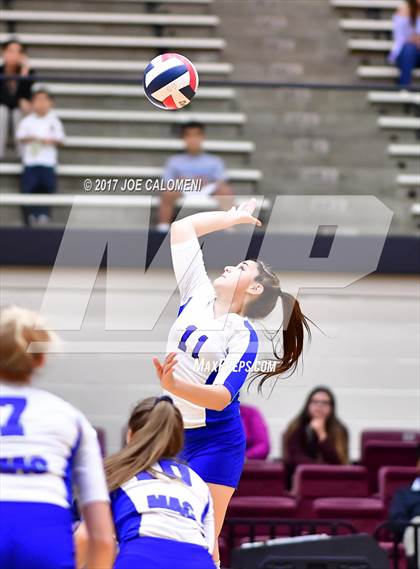 Thumbnail 1 in Lee [Robert E.] vs MacArthur [Douglas] photogallery.