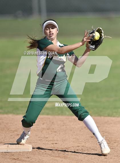 Thumbnail 1 in Brea Olinda @ Villa Park photogallery.
