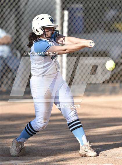 Thumbnail 1 in Brea Olinda @ Villa Park photogallery.