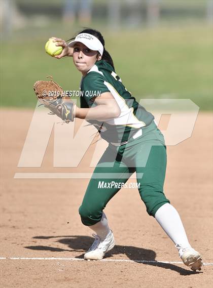 Thumbnail 1 in Brea Olinda @ Villa Park photogallery.