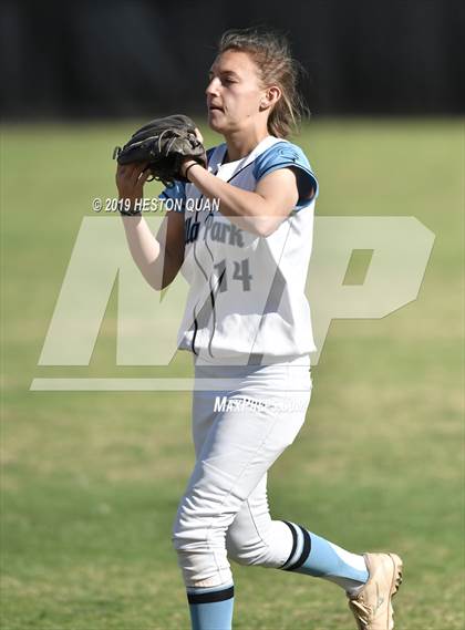 Thumbnail 1 in Brea Olinda @ Villa Park photogallery.
