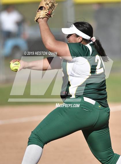 Thumbnail 1 in Brea Olinda @ Villa Park photogallery.