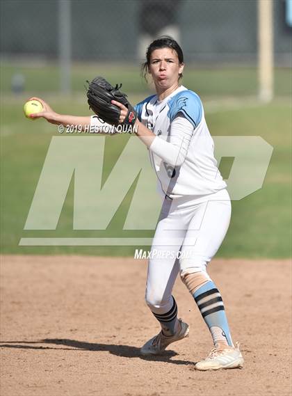 Thumbnail 3 in Brea Olinda @ Villa Park photogallery.
