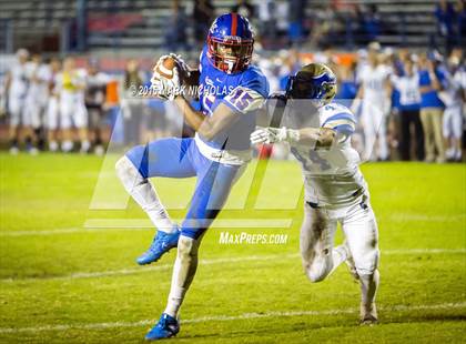Thumbnail 2 in Santa Margarita @ Serra (CIF-SS Division 1 1st Round) photogallery.