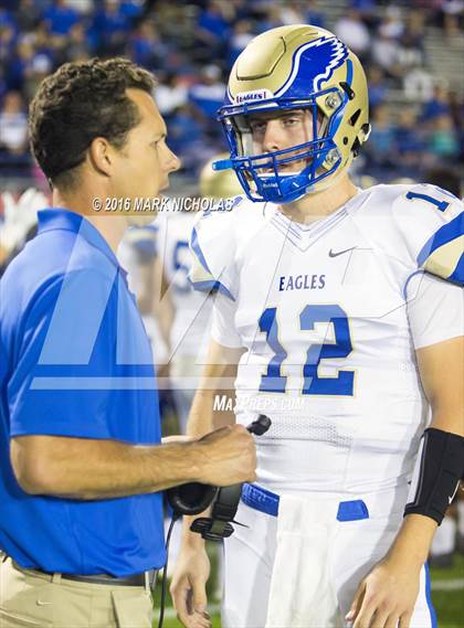 Thumbnail 3 in Santa Margarita @ Serra (CIF-SS Division 1 1st Round) photogallery.