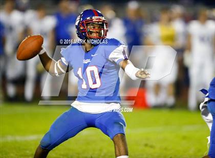 Thumbnail 3 in Santa Margarita @ Serra (CIF-SS Division 1 1st Round) photogallery.