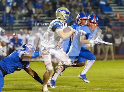 Thumbnail 2 in Santa Margarita @ Serra (CIF-SS Division 1 1st Round) photogallery.