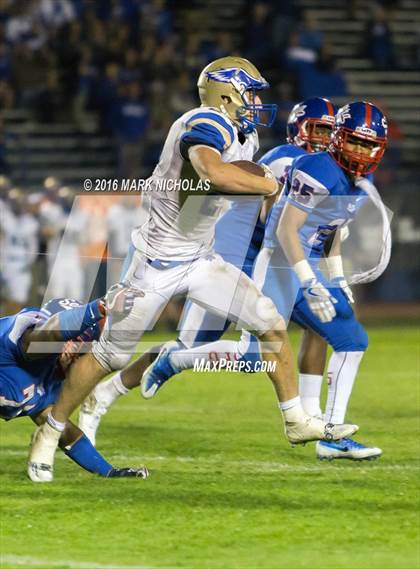 Thumbnail 3 in Santa Margarita @ Serra (CIF-SS Division 1 1st Round) photogallery.
