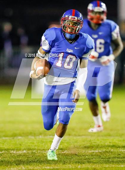 Thumbnail 3 in Santa Margarita @ Serra (CIF-SS Division 1 1st Round) photogallery.