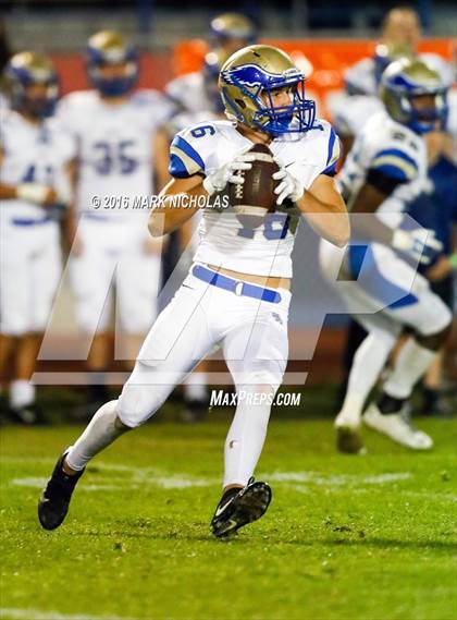 Thumbnail 1 in Santa Margarita @ Serra (CIF-SS Division 1 1st Round) photogallery.