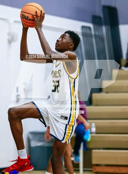 Thumbnail 2 in El Camino Real vs Menlo School (St. Francis Holiday Hoopfest Tournament) photogallery.