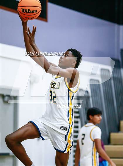 Thumbnail 3 in El Camino Real vs Menlo School (St. Francis Holiday Hoopfest Tournament) photogallery.