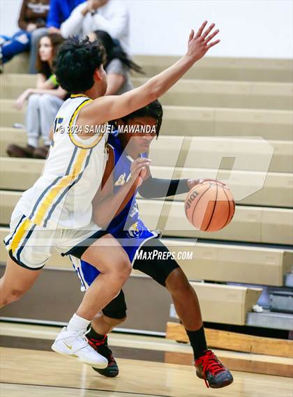 Thumbnail 1 in El Camino Real vs Menlo School (St. Francis Holiday Hoopfest Tournament) photogallery.
