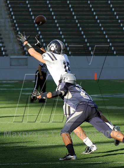 Thumbnail 1 in Marin Catholic vs. Madison (CIF State D3 Final) photogallery.