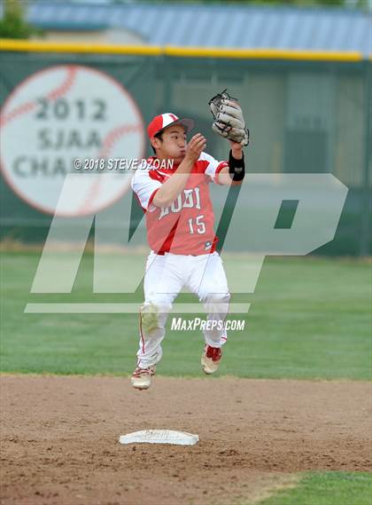 Thumbnail 2 in Lodi @ Tracy photogallery.