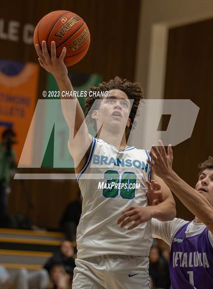 Thumbnail 3 in Petaluma vs Branson (Scrimmage) photogallery.