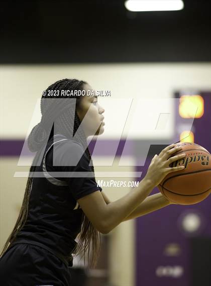 Thumbnail 1 in Fulshear vs Randle photogallery.