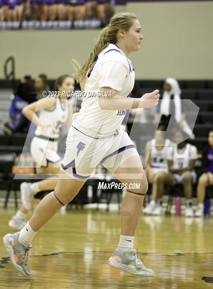Thumbnail 1 in Fulshear vs Randle photogallery.