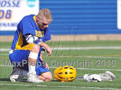 Thumbnail 1 in Comsewogue vs. Garden City (NYSPHSAA Class B Quarterfinal) photogallery.