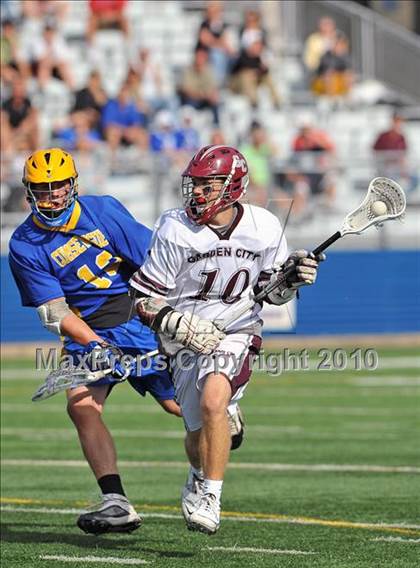 Thumbnail 3 in Comsewogue vs. Garden City (NYSPHSAA Class B Quarterfinal) photogallery.