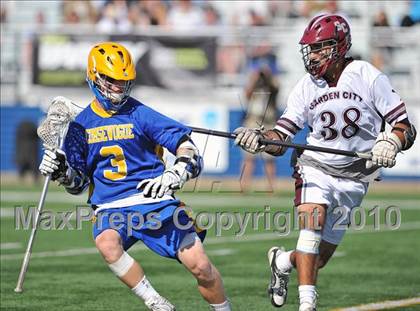 Thumbnail 3 in Comsewogue vs. Garden City (NYSPHSAA Class B Quarterfinal) photogallery.
