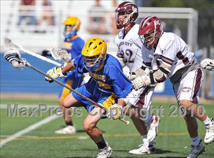 Thumbnail 2 in Comsewogue vs. Garden City (NYSPHSAA Class B Quarterfinal) photogallery.