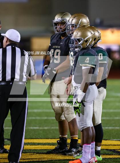 Thumbnail 3 in Moreau Catholic vs. Harker (CIF-NCS D4 1st Round) photogallery.