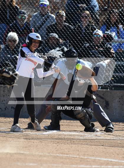 Thumbnail 1 in Rock Canyon vs. Lakewood (CHSAA 5A Region 1) photogallery.