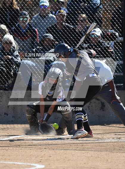 Thumbnail 2 in Rock Canyon vs. Lakewood (CHSAA 5A Region 1) photogallery.