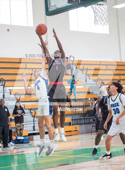 Thumbnail 1 in Crawford vs. West Hills (MLK Games) photogallery.