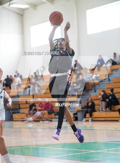 Thumbnail 1 in Crawford vs. West Hills (MLK Games) photogallery.