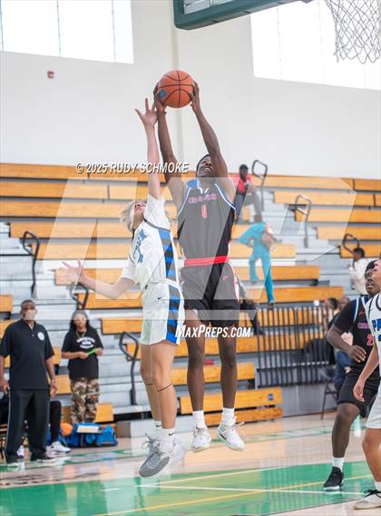 Thumbnail 2 in Crawford vs. West Hills (MLK Games) photogallery.