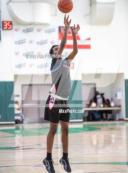 Thumbnail 2 in Crawford vs. West Hills (MLK Games) photogallery.