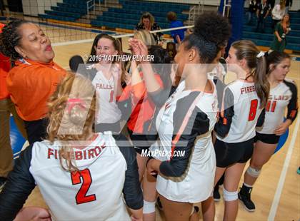 Thumbnail 1 in East Surry vs. Falls Lake Academy (NCHSAA 1A Final) photogallery.