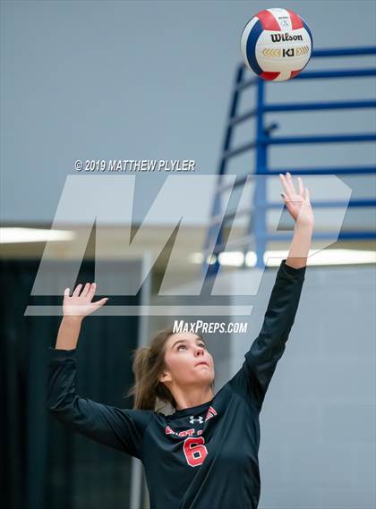 Thumbnail 2 in East Surry vs. Falls Lake Academy (NCHSAA 1A Final) photogallery.