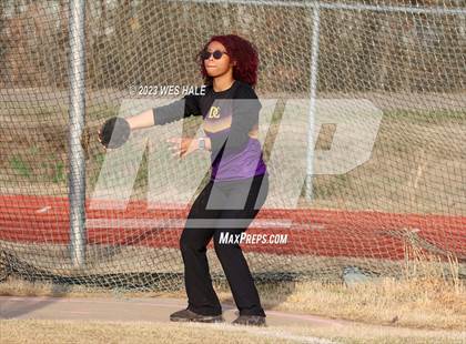Thumbnail 2 in DeSoto Central @ Center Hill photogallery.