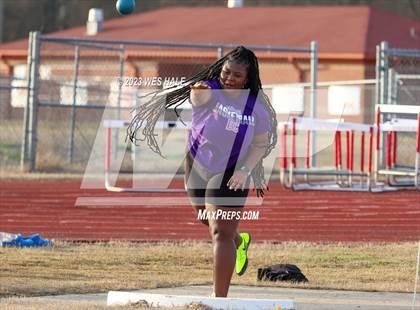Thumbnail 1 in DeSoto Central @ Center Hill photogallery.