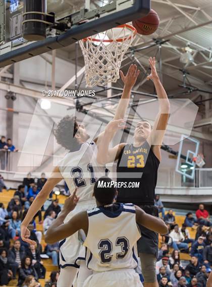 Thumbnail 3 in Montverde Prep vs. St. Thomas More (Metro Classic) photogallery.