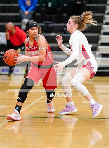 Thumbnail 2 in St. Ignatius vs. Antelope (MLK Tournament) photogallery.